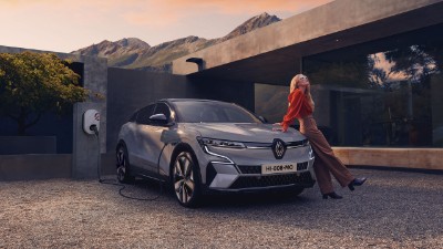 E-Tech 100% electric - charging - Renault